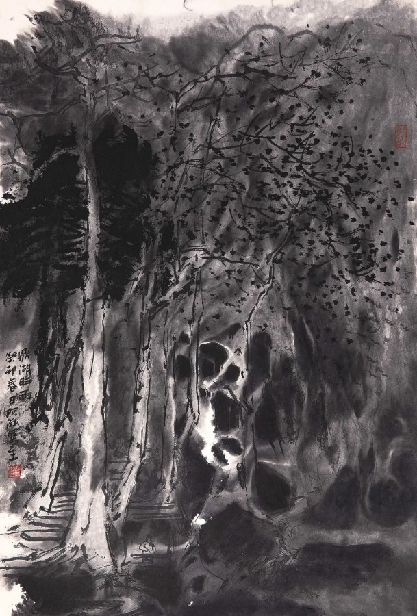 1702950401301464.jpg 郑阿湃《鼎湖时雨》 中国画 68x35cm.jpg